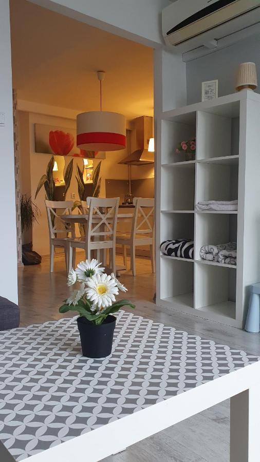Warszawa Centrum Apartament Daniella Esterno foto